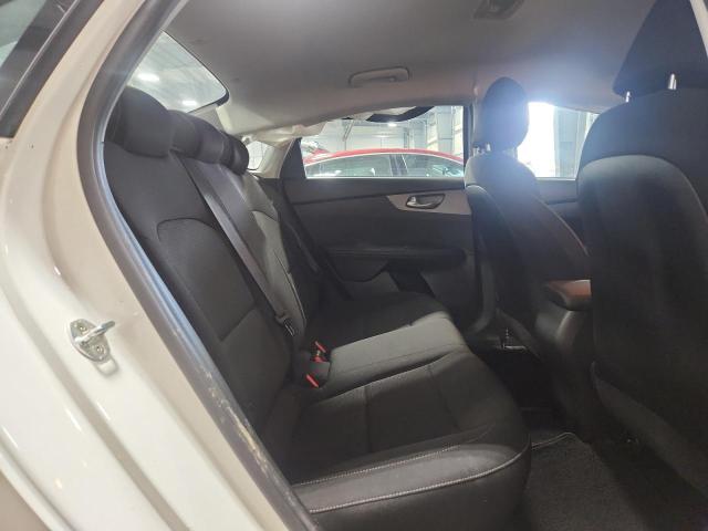 3KPF24AD2KE064547 - 2019 KIA FORTE FE 白色 照片 10