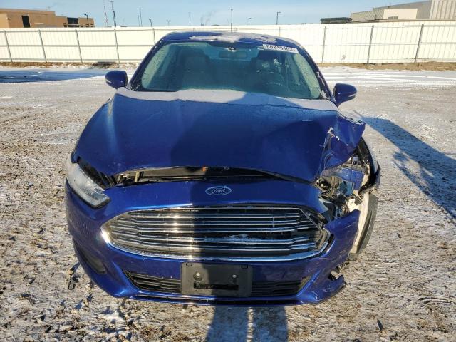 3FA6P0H78GR173014 - 2016 FORD FUSION SE BLUE photo 5