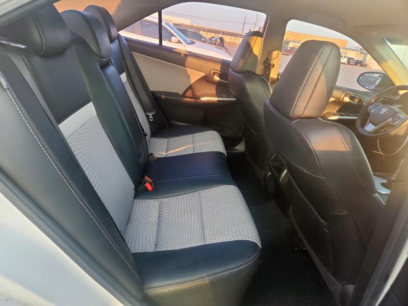 4T1BF1FK0CU557036 - 2012 TOYOTA CAMRY BASE WHITE photo 10