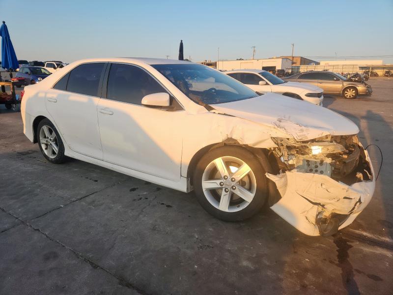 4T1BF1FK0CU557036 - 2012 TOYOTA CAMRY BASE WHITE photo 4