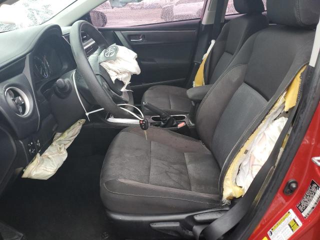 5YFBURHE4JP797975 - 2018 TOYOTA COROLLA L RED photo 7