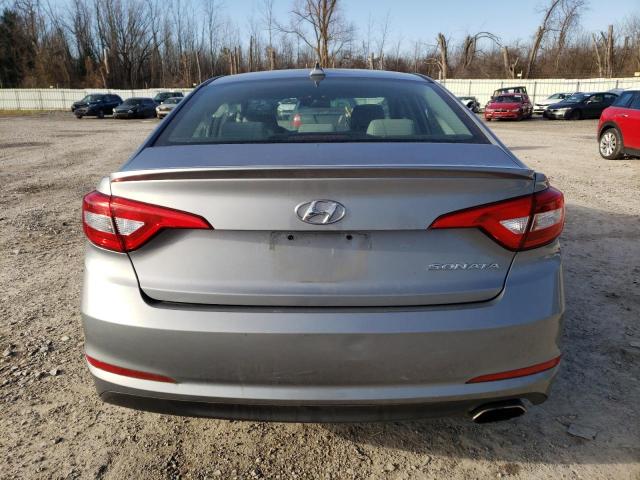 5NPE24AF8FH102474 - 2015 HYUNDAI SONATA SE SILVER photo 6