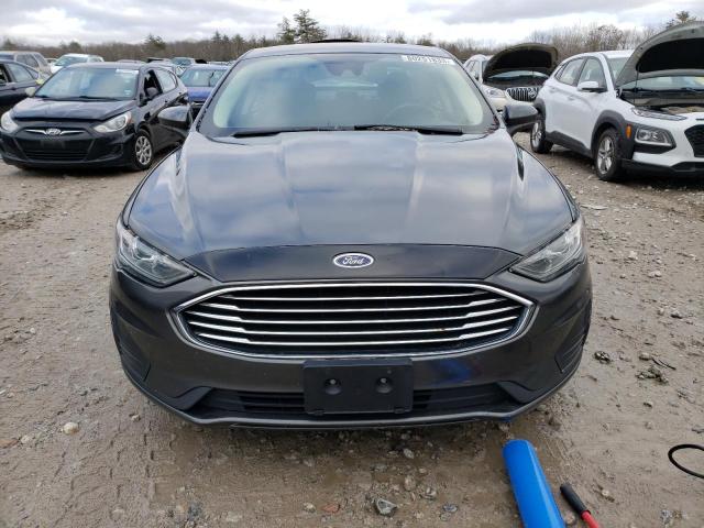 3FA6P0LU6KR110855 - 2019 FORD FUSION SE GRAY photo 5