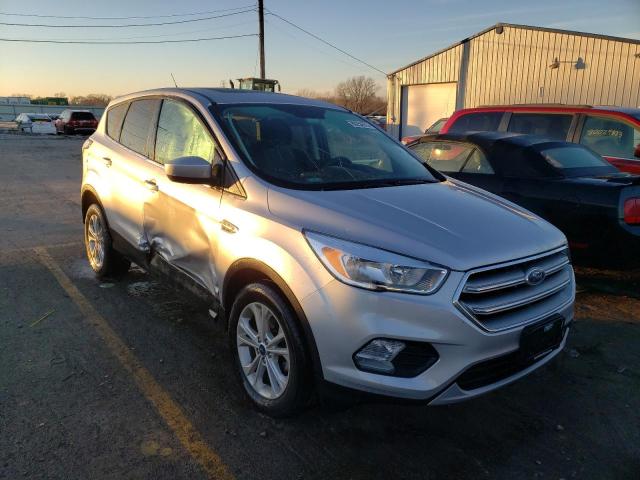 1FMCU0GD6HUE03023 - 2017 FORD ESCAPE SE SILVER photo 4