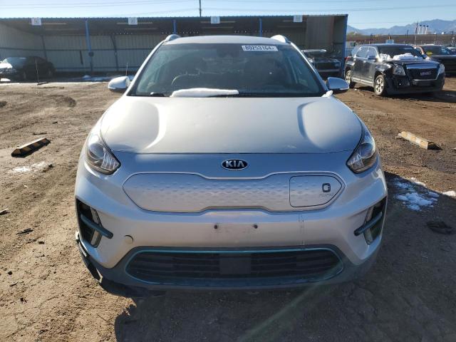 KNDCC3LG7K5024140 - 2019 KIA NIRO EX SILVER photo 5