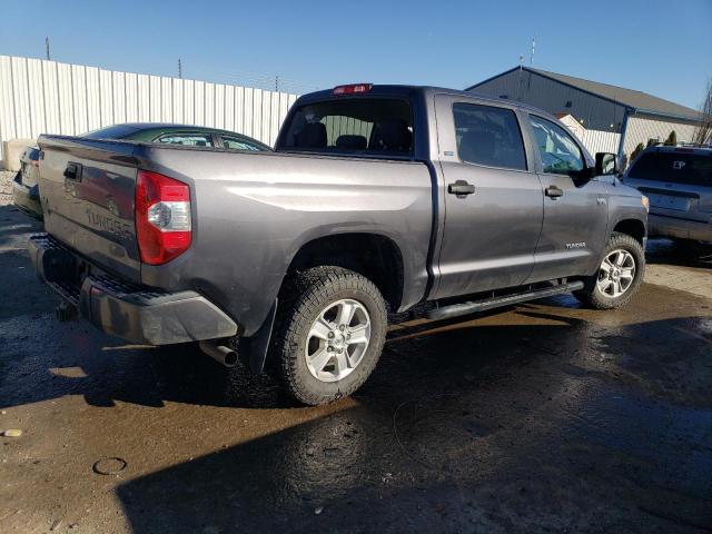 5TFDW5F19HX654060 - 2017 TOYOTA TUNDRA CREWMAX SR5 GRAY photo 3