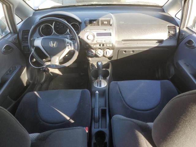 JHMGD38607S025300 - 2007 HONDA FIT S SILVER photo 8