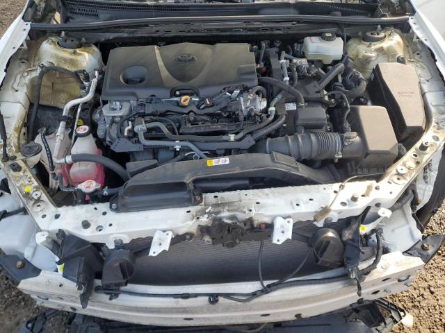 4T1B21HK1MU015261 - 2021 TOYOTA CAMRY XLE WHITE photo 11