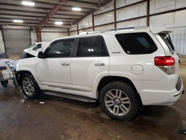 JTEBU5JR0D5113085 - 2013 TOYOTA 4RUNNER SR5 WHITE photo 2