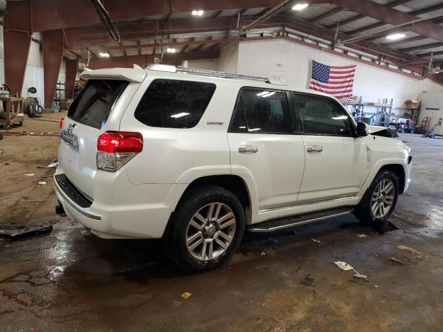 JTEBU5JR0D5113085 - 2013 TOYOTA 4RUNNER SR5 WHITE photo 3