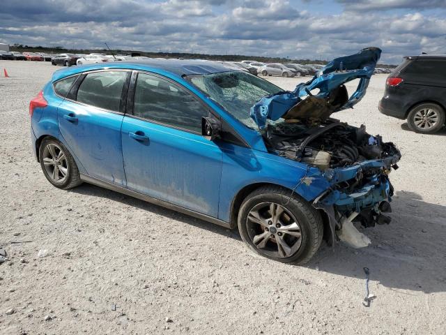 1FADP3K25EL117694 - 2014 FORD FOCUS SE BLUE photo 4