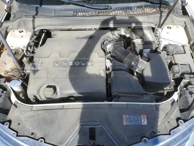 3LN6L2GK0GR626903 - 2016 LINCOLN MKZ WHITE photo 11