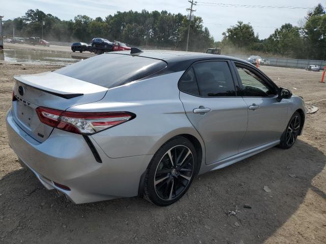4T1B61HK7KU269719 - 2019 TOYOTA CAMRY XSE SILVER photo 3