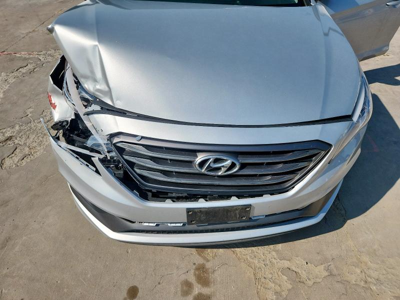 5NPE34AF5HH547562 - 2017 HYUNDAI SONATA SPORT 银色 照片 11