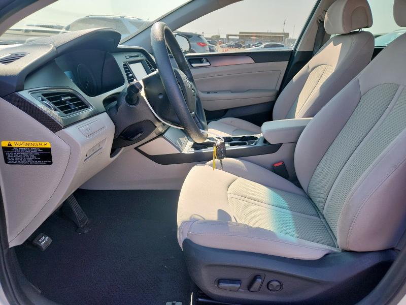 5NPE34AF5HH547562 - 2017 HYUNDAI SONATA SPORT 银色 照片 7