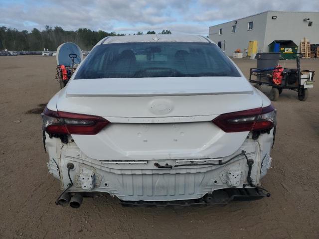 4T1B21HK7NU016724 - 2022 TOYOTA CAMRY XLE თეთრი ფოტო 6