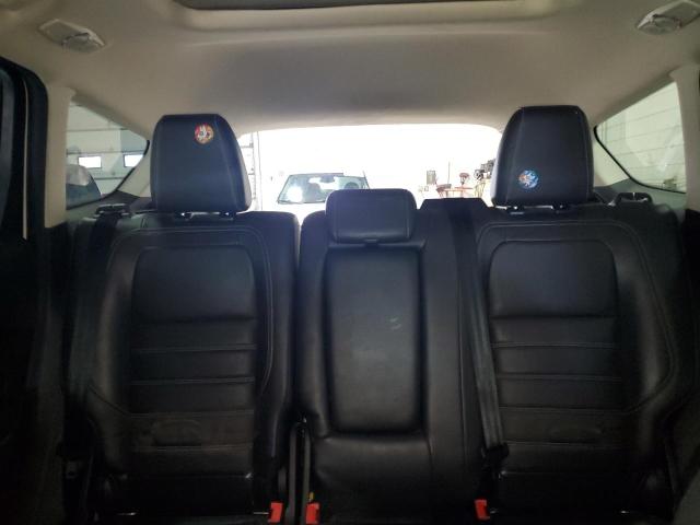 1FMCU9J96HUC05437 - 2017 FORD ESCAPE TITANIUM WHITE photo 10