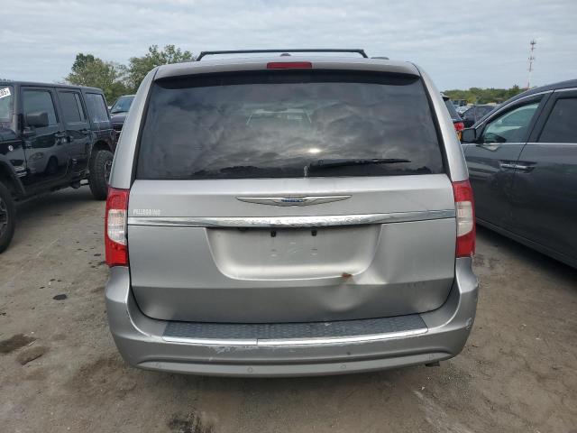 2C4RC1CG4FR741747 - 2015 CHRYSLER TOWN & COU TOURING L SILVER photo 6