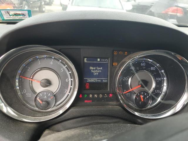 2C4RC1CG4FR741747 - 2015 CHRYSLER TOWN & COU TOURING L SILVER photo 9