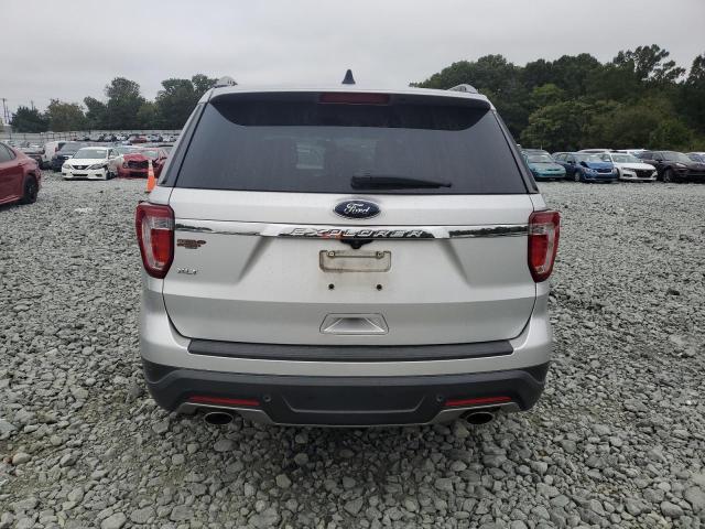 1FM5K7D8XJGA23556 - 2018 FORD EXPLORER XLT Argent photo 6