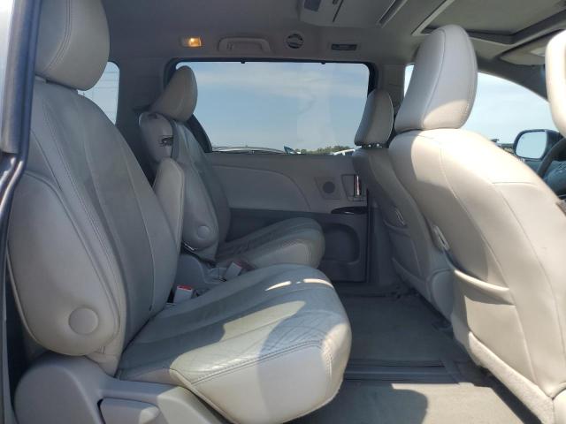 5TDYK3DC8CS176623 - 2012 TOYOTA SIENNA XLE GREEN photo 11