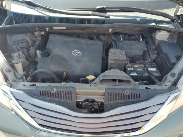 5TDYK3DC8CS176623 - 2012 TOYOTA SIENNA XLE GREEN photo 12