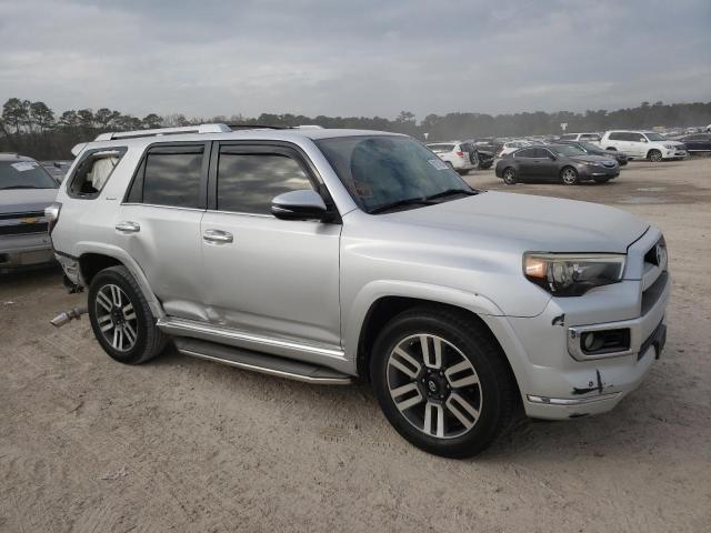 JTEZU5JR2E5071258 - 2014 TOYOTA 4RUNNER SR5 SILVER photo 4