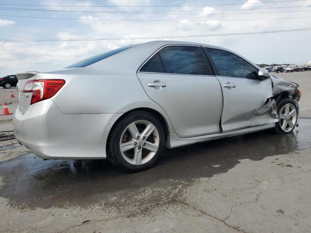 4T1BF1FK3CU135763 - 2012 TOYOTA CAMRY BASE ვერცხლისფერი ფოტო 3