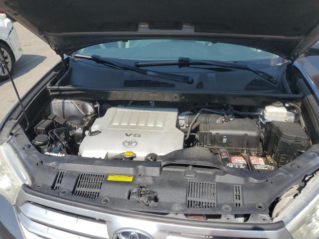 5TDZK3EH8BS024435 - 2011 TOYOTA HIGHLANDER BASE GRAY photo 11