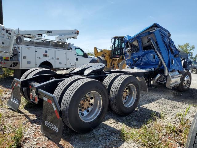 3AKJHTDV6TSWL0996 - 2026 FREIGHTLINER CASCADIA 1 BLUE photo 4