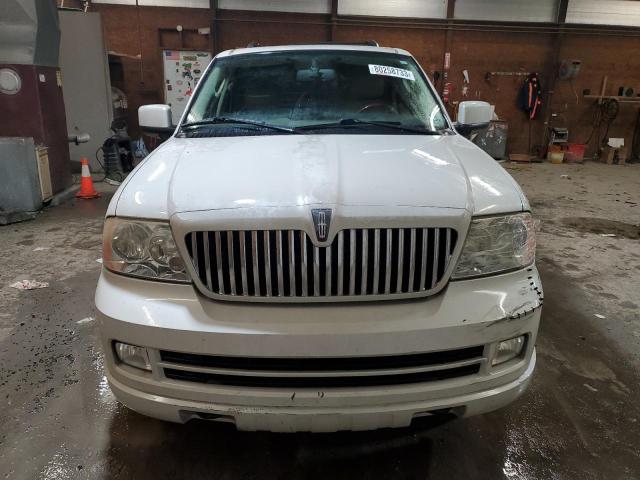 5LMFU28525LJ24764 - 2005 LINCOLN NAVIGATOR 白色 照片 5