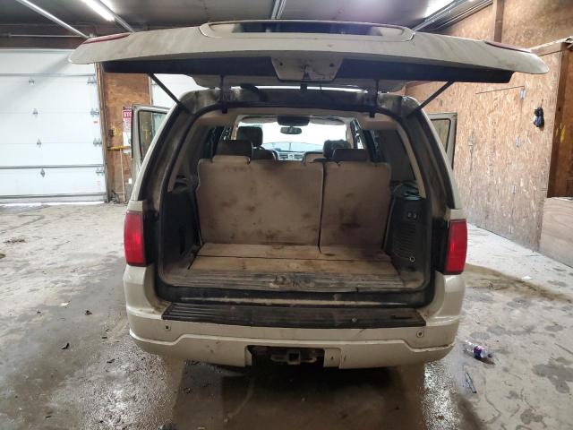 5LMFU28525LJ24764 - 2005 LINCOLN NAVIGATOR 白色 照片 6