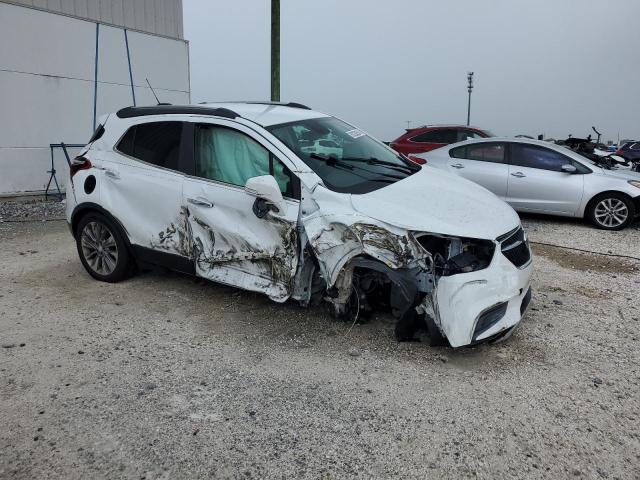 KL4CJASB8KB918465 - 2019 BUICK ENCORE PREFERRED Белый фото 4