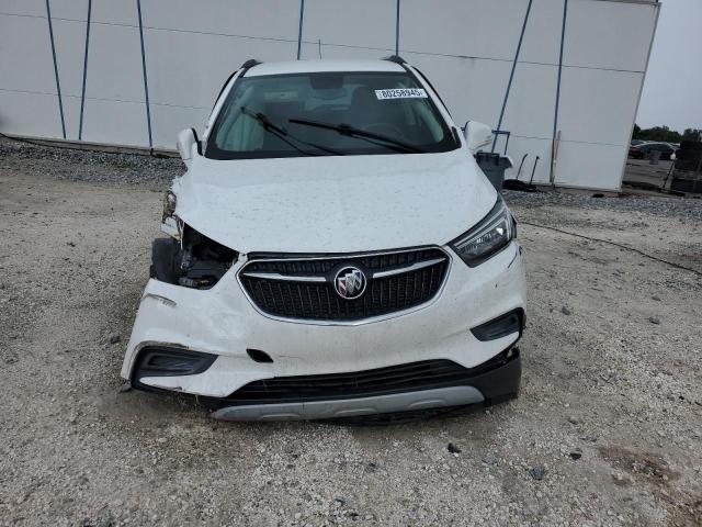 KL4CJASB8KB918465 - 2019 BUICK ENCORE PREFERRED Белый фото 5