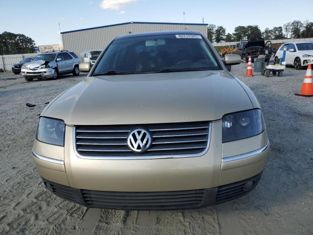 WVWPD63B61P296234 - 2001 VOLKSWAGEN PASSAT GLS GOLD photo 5