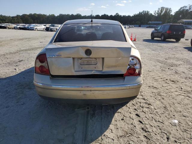 WVWPD63B61P296234 - 2001 VOLKSWAGEN PASSAT GLS GOLD photo 6