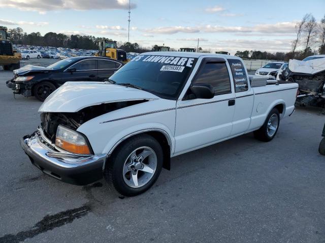 1GCCS19W318153236 - 2001 CHEVROLET S TRUCK S10 WHITE photo 1