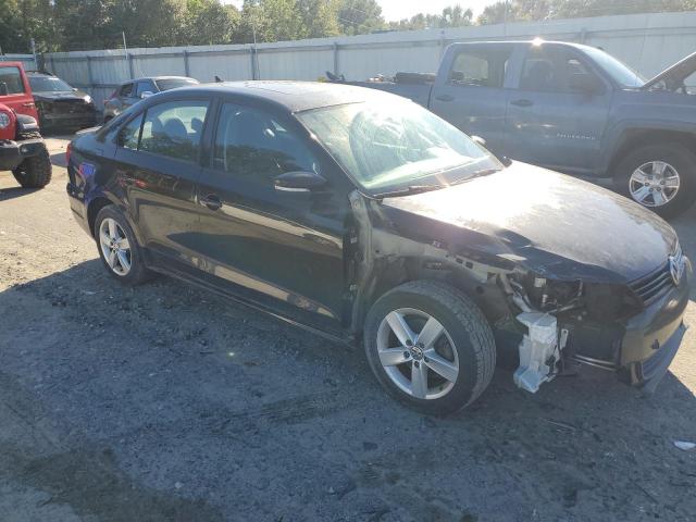 3VWLL7AJ8CM427767 - 2012 VOLKSWAGEN JETTA TDI BLACK photo 4