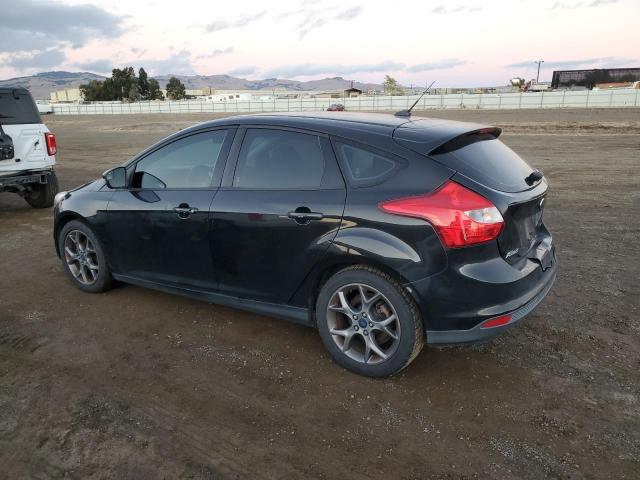 1FADP3K23DL237735 - 2013 FORD FOCUS SE BLACK photo 2