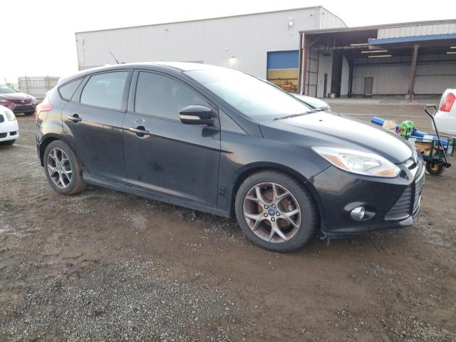 1FADP3K23DL237735 - 2013 FORD FOCUS SE BLACK photo 4