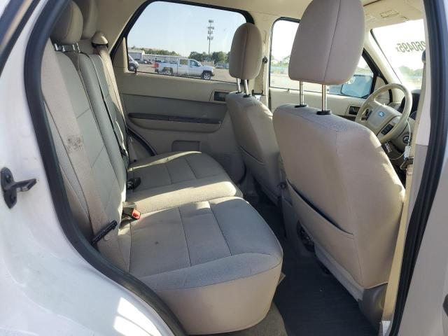 1FMCU9DG7CKC69744 - 2012 FORD ESCAPE XLT 白色 照片 11