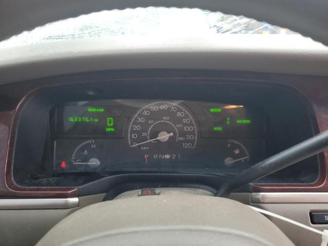 1LNHM81W14Y619797 - 2004 LINCOLN TOWN CAR EXECUTIVE WHITE photo 9