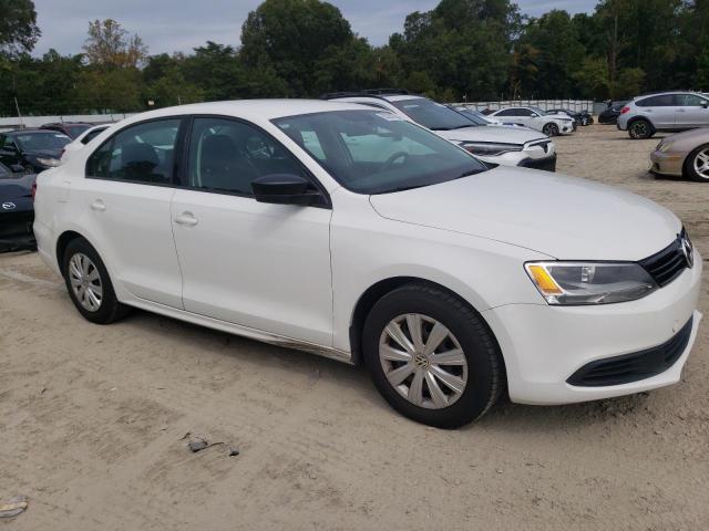 3VW2K7AJ2DM409037 - 2013 VOLKSWAGEN JETTA BASE Beyaz fotoğraf 4