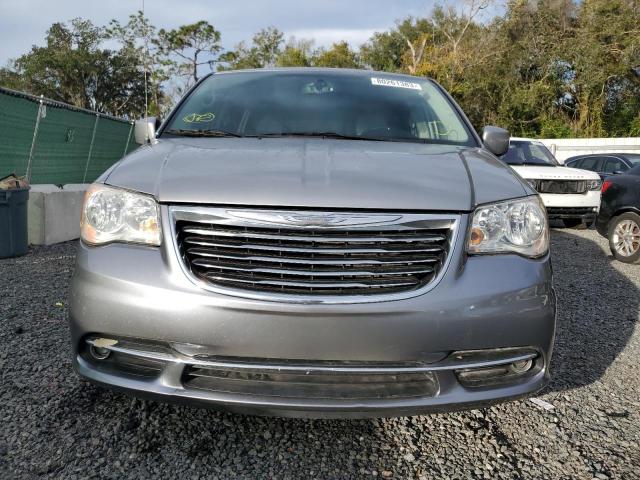 2C4RC1BG4ER234394 - 2014 CHRYSLER TOWN & COU TOURING ვერცხლისფერი ფოტო 5