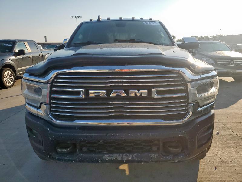 3C6UR5FL8LG309115 - 2020 RAM 2500 LARAMIE BLUE photo 5