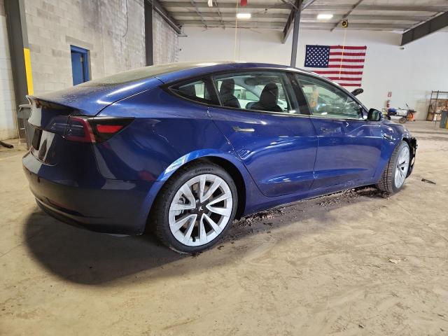 5YJ3E1EA3NF190245 - 2022 TESLA MODEL 3 BLUE photo 3