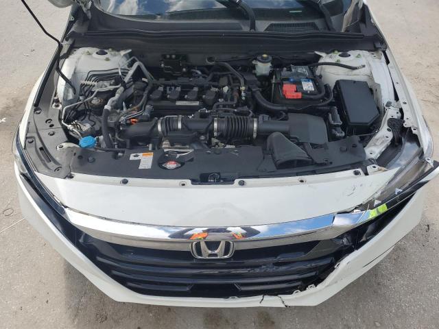 1HGCV1F43JA064223 - 2018 HONDA ACCORD EX WHITE photo 11