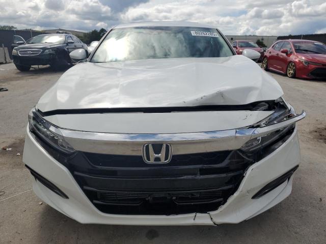 1HGCV1F43JA064223 - 2018 HONDA ACCORD EX WHITE photo 5