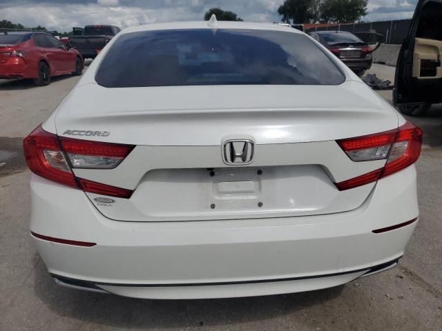1HGCV1F43JA064223 - 2018 HONDA ACCORD EX WHITE photo 6