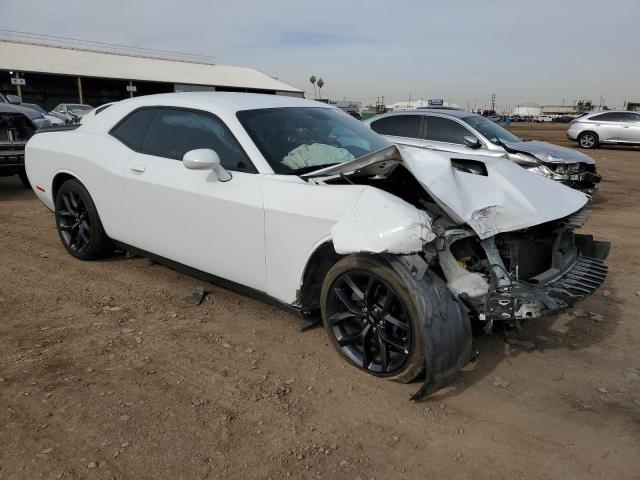 2C3CDZAG8KH503943 - 2019 DODGE CHALLENGER SXT WHITE photo 4